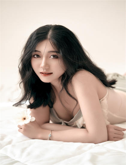 《尤妮的婚途》的文化分析：主题的思想内涵与现实意义 认识电影作为文化载体的功能